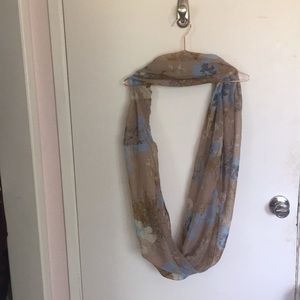 Infinity scarf